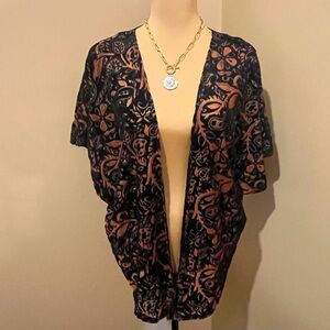 Billabong Designers Closet Oversized Black & Tan Burnout Kimono, size M